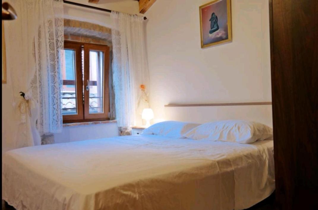 Beatrice. 10mt To The :) Apartma Rovinj