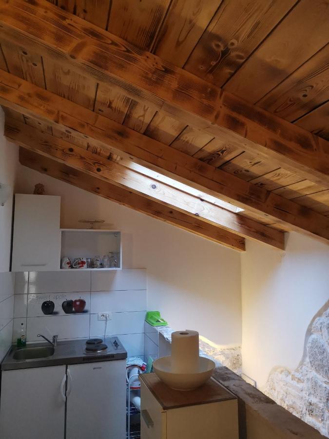 Beatrice. 10mt To The :) Apartma